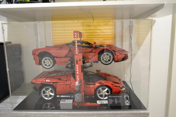 Anfrage Acrylhauben nach Maß, Vitrine - Schaukasten